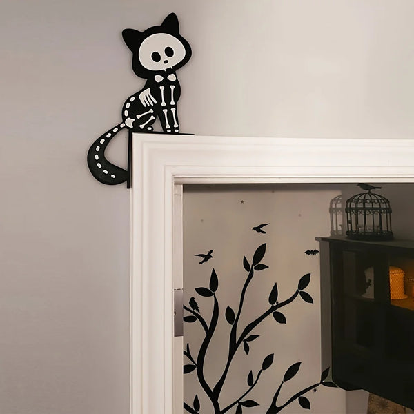 Spooky Cat Corner Decor